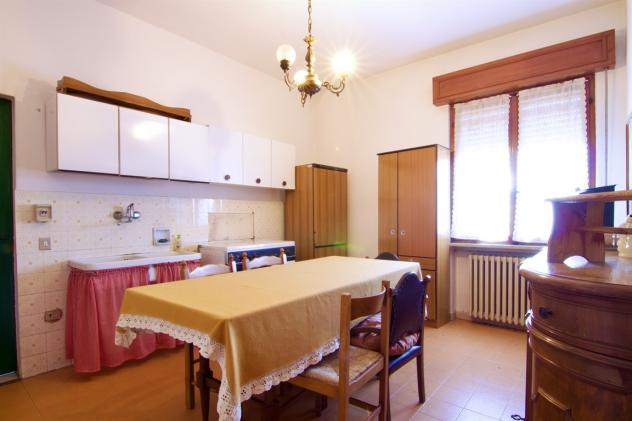 Bonavicina – Ampia bifamiliare con 2 appartamenti, 800 mq di giardino e volumetria edificabile. - Foto 8