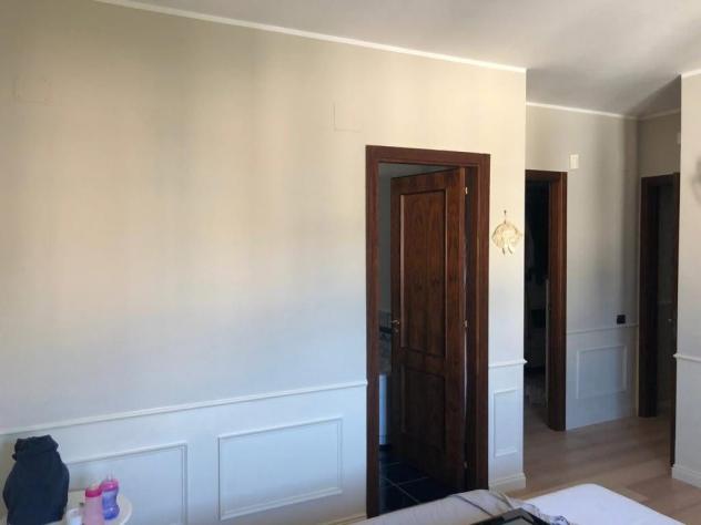 APPARTAMENTO di 5 vani e di 250 mq (SOMMA VESUVIANA) rif. D17 - Foto 2