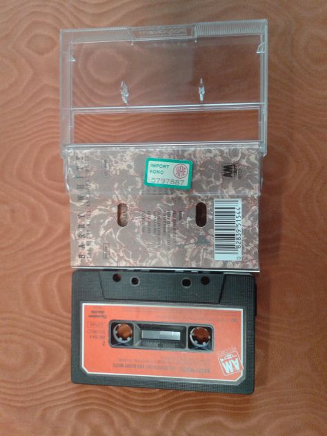 MUSICASSETTA STEREO 7 BARRY WHITE “THE RIGHT NIGHT & BARRY WHITE” - Foto 3