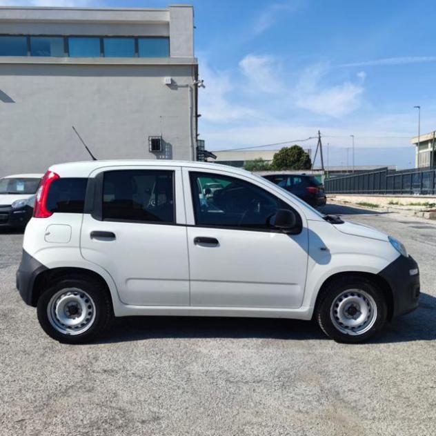 FIAT NEW PANDA VAN 1.3 M-JET 2 POSTI POP - 2018 rif. 23999725 - Foto 2