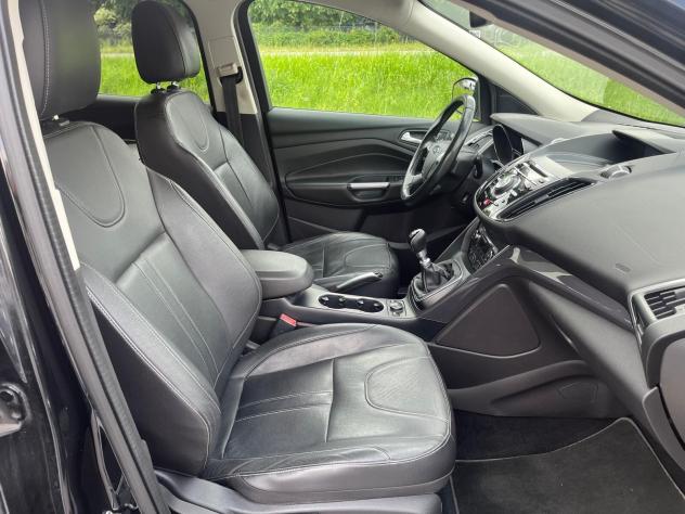 Ford Kuga 2.0 TDCI 140 CV 4WD - Foto 9