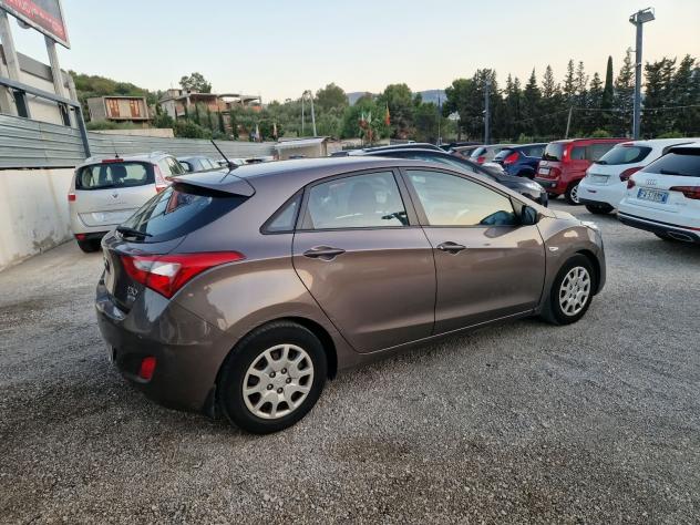 Hyundai i30 1.4 CRDi 5p. 90 CV - Foto 5
