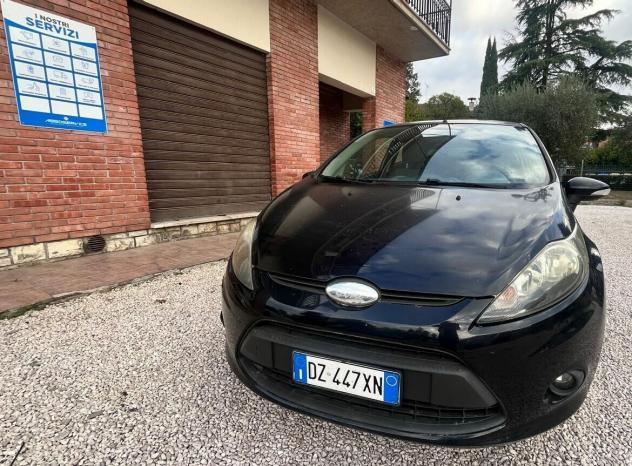 Ford Fiesta 1.4 TDCi 68CV 3 porte Titanium - Foto 6