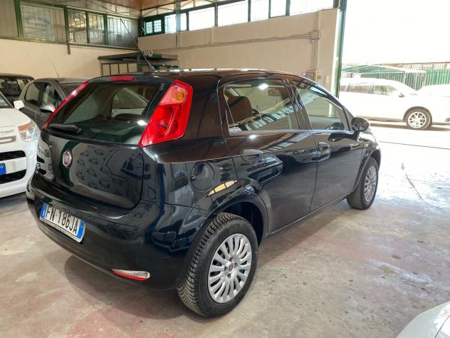 Fiat Punto 1.4 8V 5 porte Natural Power Street - Foto 4