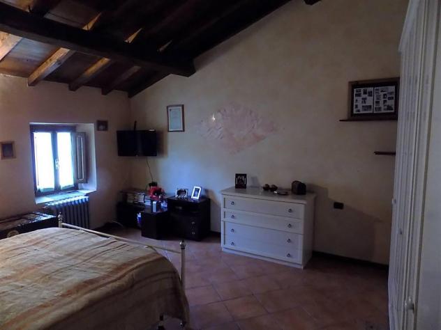 CASALE di 7 vani e di 180 mq (VICCHIO) rif. AAJ419 - Foto 3