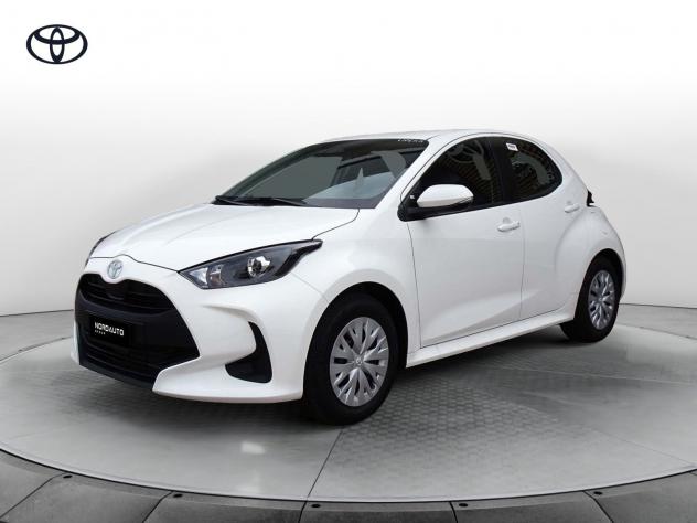 Toyota Yaris Hybrid 115 Business Pack