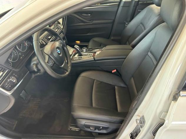 BMW 530 dA 258CV Touring Luxury rif. 23789570 - Foto 8