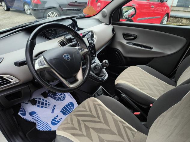 Lancia Ypsilon 1.2 Gold - Foto 10