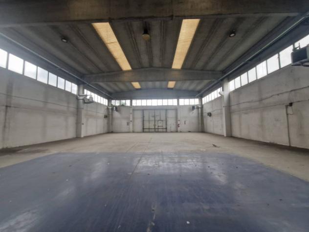 Immobile di 1920 m² con più di 5 locali in affitto a Rho - Foto 15