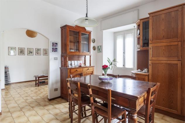 Casa a Mandello del Lario: Ampi Spazi e Prezzo Competitivo 129 - Foto 3