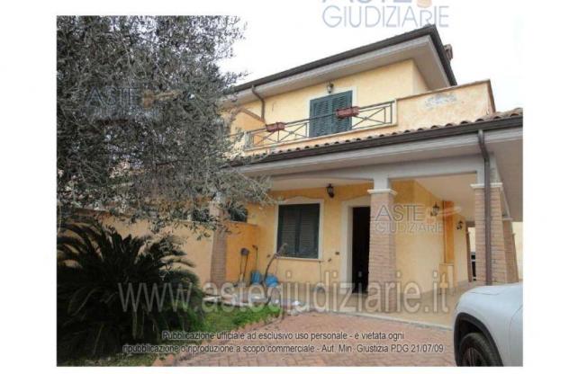 IMMOBILI-IMMOBILE RESIDENZIALE-VIA DEGLI OLEANDRI 1/C