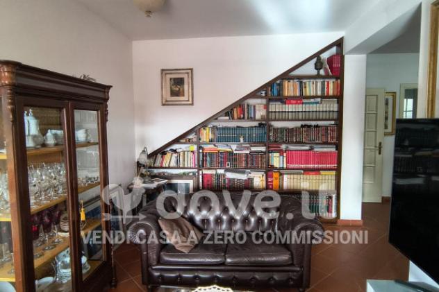 Villa di 330 m² con 5 locali in vendita a Reggio Calabria - Foto 2
