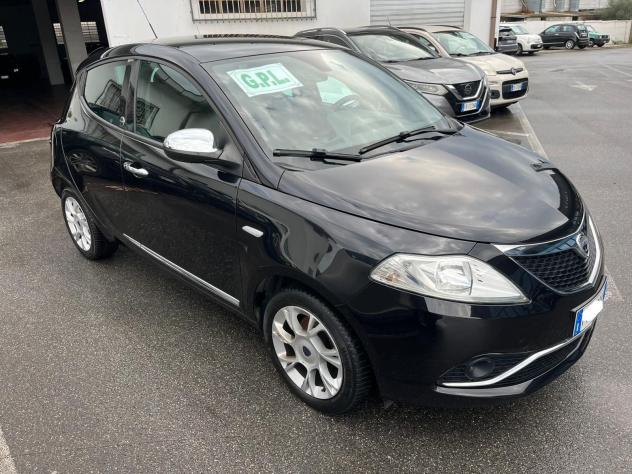 Lancia Ypsilon Ypsilon 1.2 69 CV 5 porte GPL Ecochic Platinum - Foto 3
