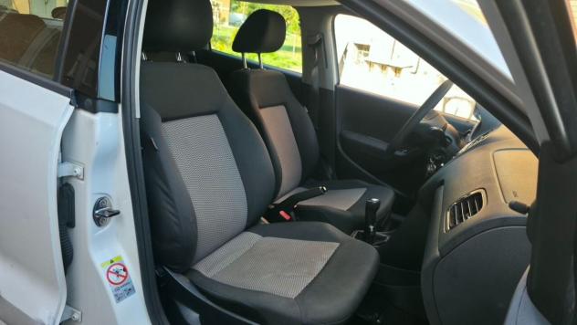 Volkswagen Polo 1.2 TDI NEOPATENTATI - Foto 7