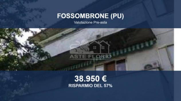 Immobile in asta di 169 m² con più di 5 locali e box auto in vendita a Fossombrone