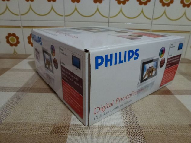 PHILIPS Digital photo frame 7FF2FPA MAI usato e nuovissimo:7 POLLICI con cornice - Foto 6