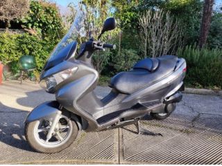 STANCO DEL TRAFFICO A BOLOGNA - SUZUKI BURGMAN 200