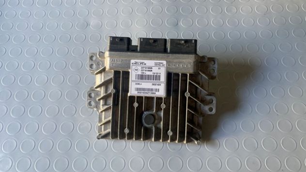Centralina motore Renault Clio 1.5DCI del 2010 (237100875R)