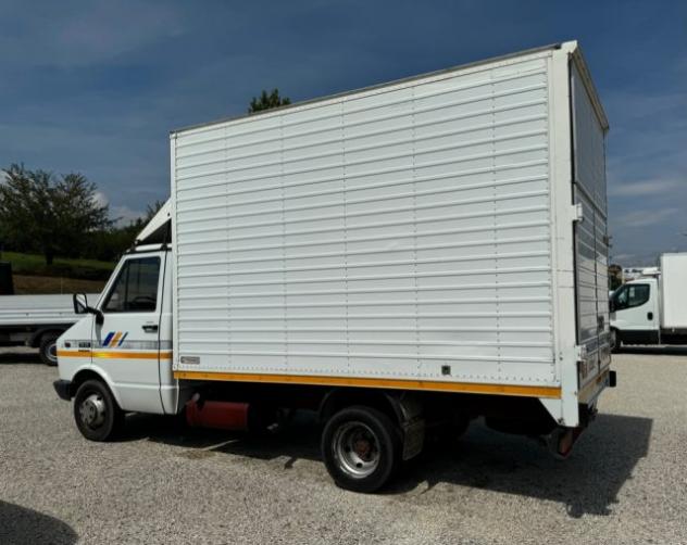 IVECO 35-10 Direct Ignition a cassone furgonato rif. 24013259 - Foto 8