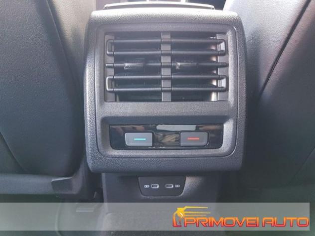 VOLKSWAGEN Golf 1.5 TSI 150 CV R-Line rif. 18871952 - Foto 8