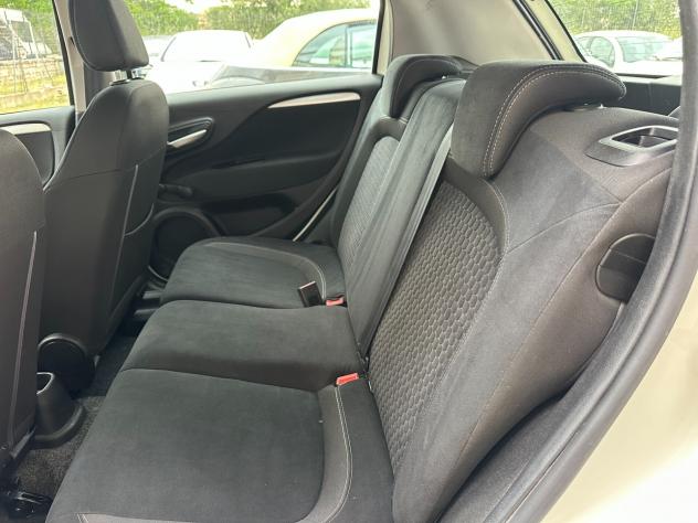Fiat Punto 1.3 MJT S&S 95 CV 5 porte Street 2017 - Foto 8