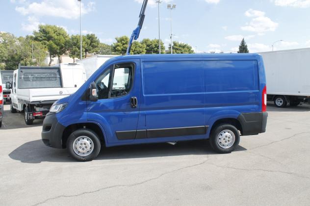 Peugeot Boxer 330 2.2 BlueHDi 140 S&S PC-TN Furgone - Foto 3