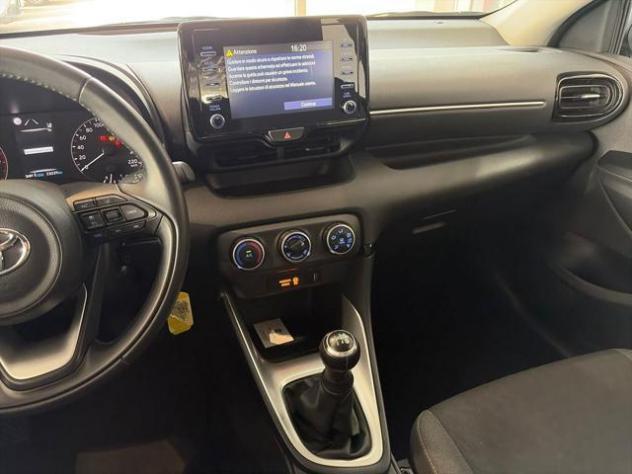 TOYOTA Yaris 1.0 5 porte Active rif. 23940901 - Foto 9