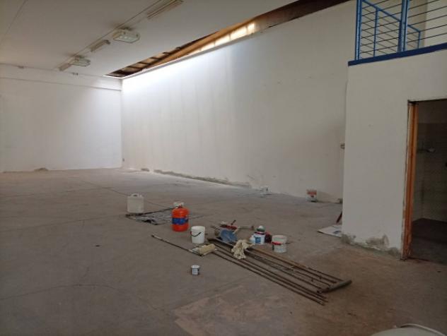 Immobile di 220 m² con 1 locale in affitto a Novi di Modena - Foto 3