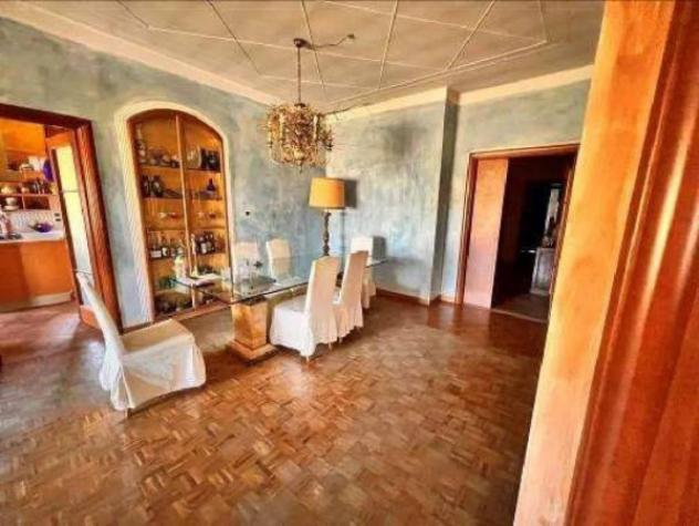 Immobile in asta di 190 m² con più di 5 locali e box auto in vendita a Sanremo - Foto 9