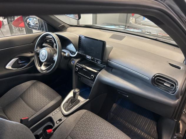 Toyota Yaris Cross 1.5H (130 CV) E-CVT Trend - Foto 7