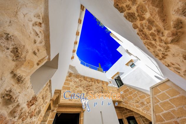 Gallipoli | Dimora storica con torre d’avvistamento e terrazze sullo Jonio - Foto 10