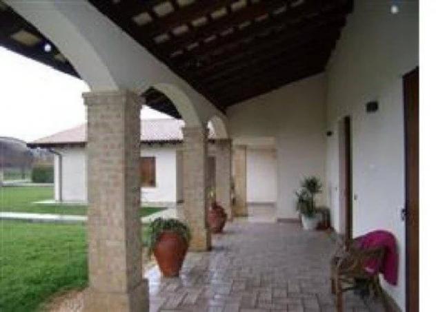 Immobile in asta di 453 m² con più di 5 locali e box auto in vendita a Palazzolo dello Stella - Foto 2