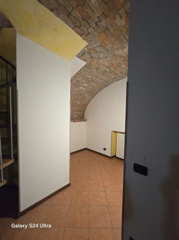 BILOCALE CON TAVERNA - Foto 8