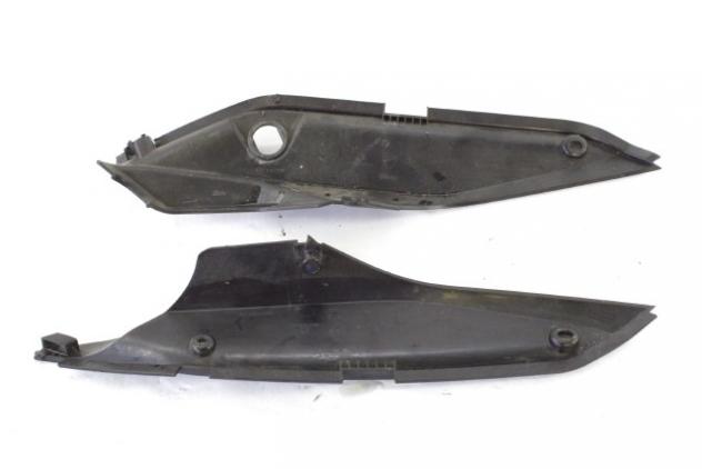 DUCATI HYPERMOTARD 939 48211722A 48211732A COVER TELAIO POSTERIORE 16 - 18 REAR FRAME COVERS LEGGERI SEGNI DI USURA - Foto 2