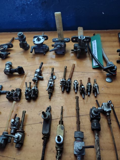 Rubinetti benzina moto - Foto 3