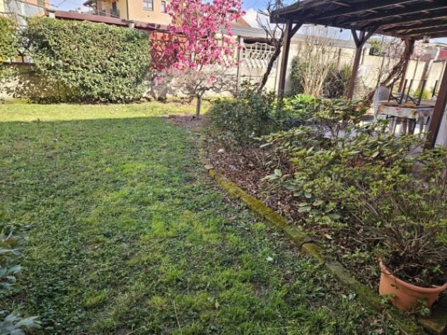 Terreno di 700 m² in vendita a Rho - Foto 2