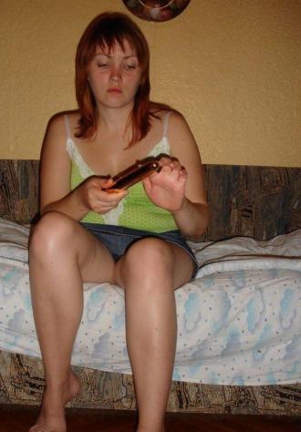 Donna di Catania, 30 anni. Fisico Normale Tel:
