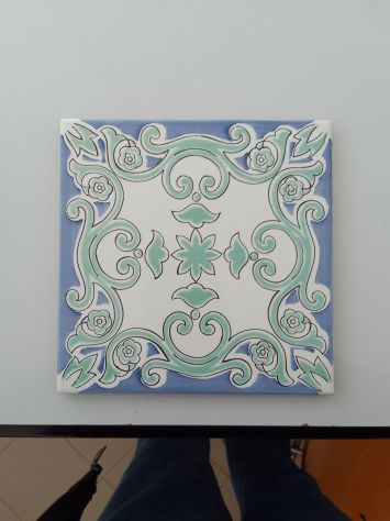 Mattonelle stile MORESCO decorate misura 20x20 sp.1 cm. Euro 22 mq.