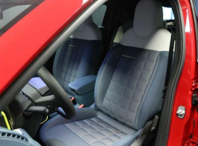 FIAT Grande Panda 1.2 Hybrid 100cv Automatica La Prima - Km 0 2025 rif. 23739465 - Foto 9