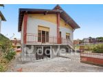 Casa indipendente di 100 m² con 4 locali in vendita a Laveno-Mombello [rif. &hellip;