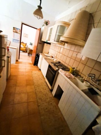 STRADA LAGANELLI-C.DA SANT'ELIA:CASEGGIATI CON TERRENO DA RISTRUTTURARE - Foto 4