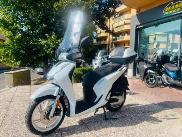 HONDA SH 150 TUTTO INCLUSO ANCHE PASSAGGIO rif. 23989814 - Foto 4