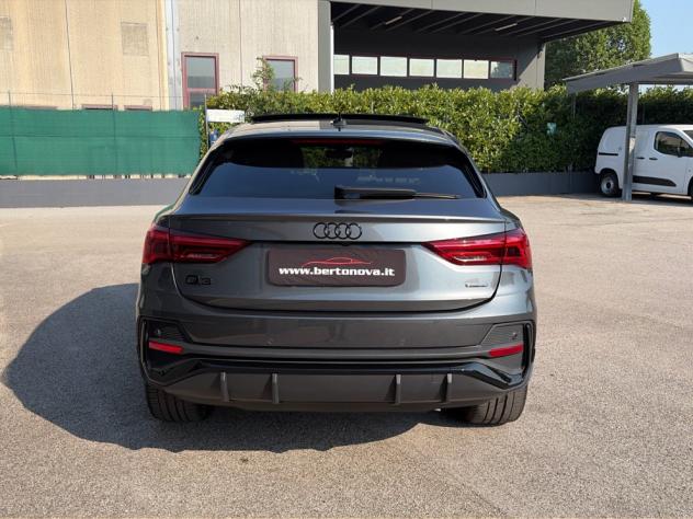 Audi Q3 Sportback 45 TFSI quattro S tronic Identity Black - Foto 5