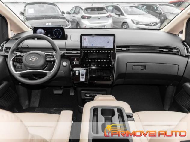 HYUNDAI Staria 2.2 AT Prime a 9 posti rif. 21377361