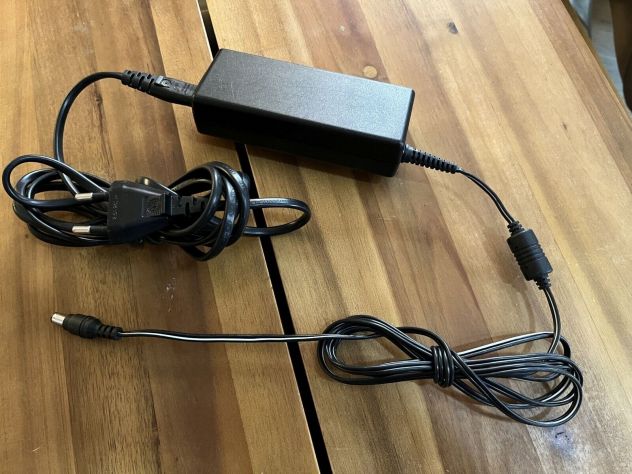 Tastiera arrangiatore Yamaha PSR-SX900 con accessori - Foto 8