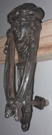 Batacchio Battente in Ferro Forgiato Antico a forma di Cristo XVIII secolo - Foto 2