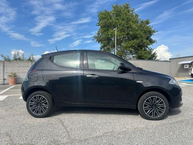 LANCIA Ypsilon 1.0 FireFly Hybrid S&S Silver Plus 5 Pt.Km 0 rif. 24046854 - Foto 2