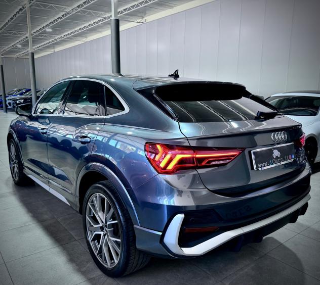 Audi Q3 SPBK 2.0 TDI 150CV S-Tronic S-Line - Foto 8