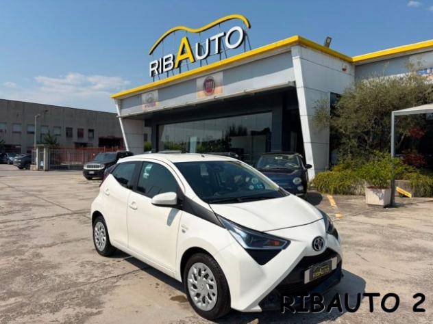 TOYOTA Aygo 1.0 VVT-i 69 CV 5 porte x-business rif. 23936845 - Foto 2