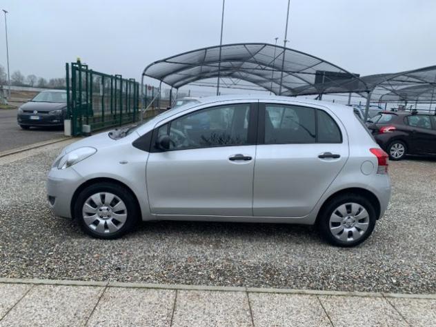 TOYOTA Yaris 1.0 5 porte Now rif. 23515474 - Foto 8